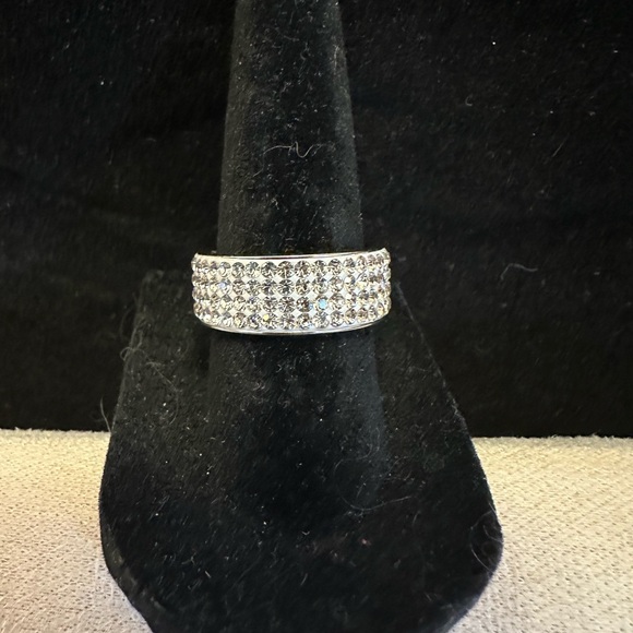 NEW Stainless Steel & Diamond Ring - Picture 4 of 5